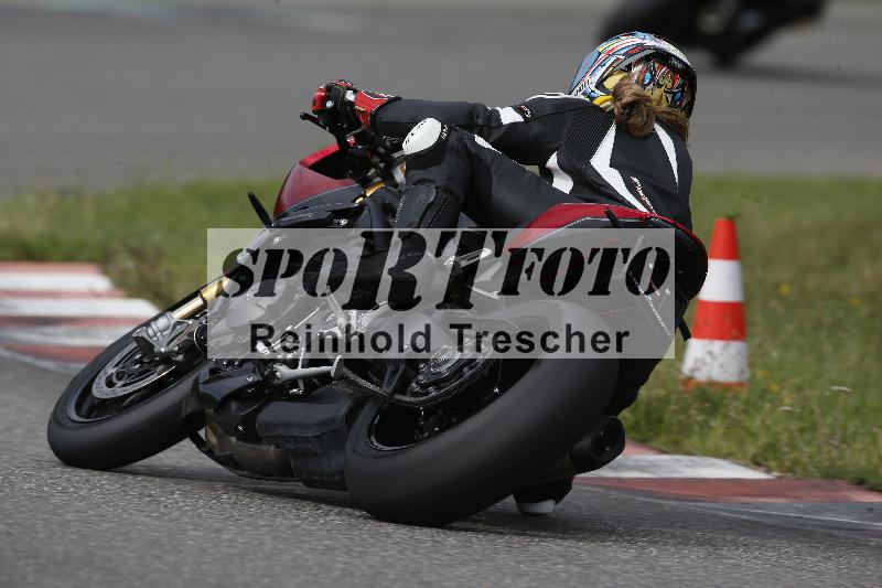 /Archiv-2023/53 31.07.2023 Dunlop Ride und Test Day ADR/Gruppe gelb/backside